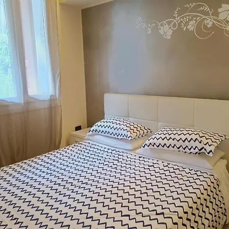Teddy - In With Pool Appartement Manerba del Garda